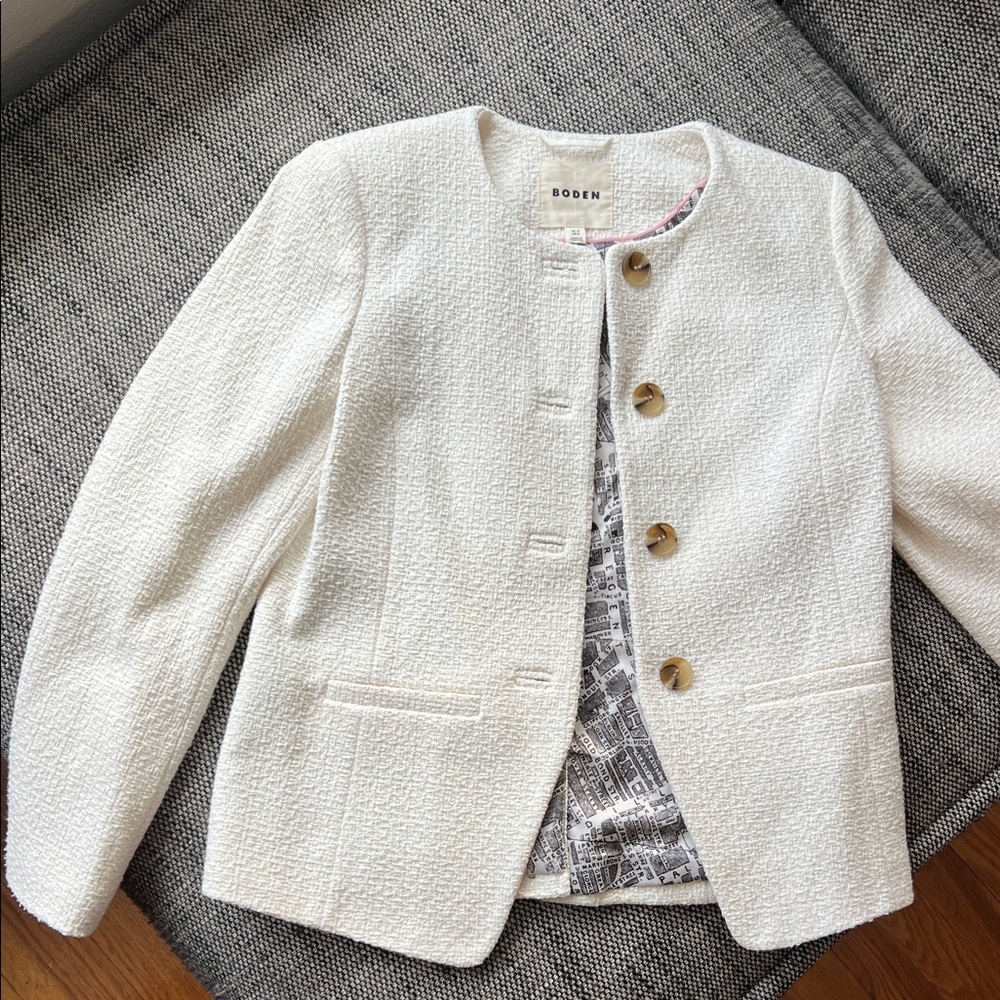Boden Ivory Textured Jacket with Wooden Buttons